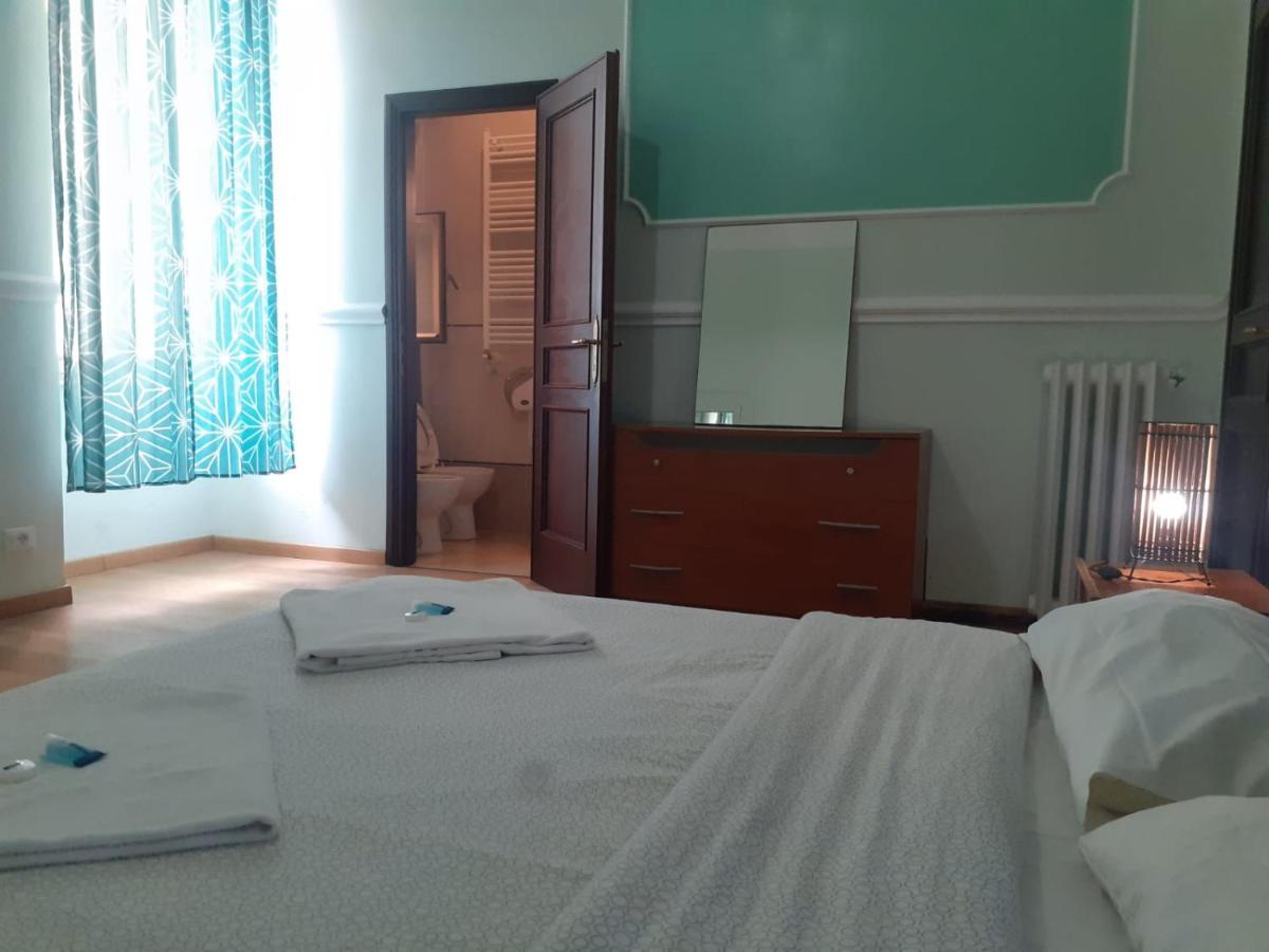 Хостел R.T. House'S Рим Экстерьер фото